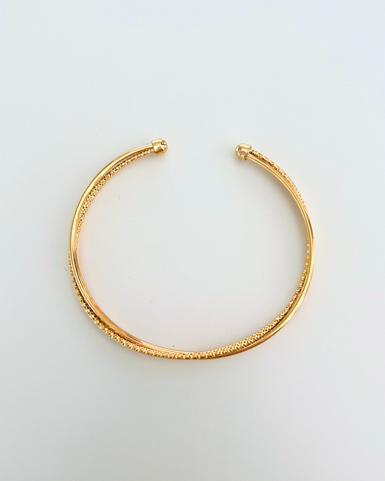 Elle Bangle